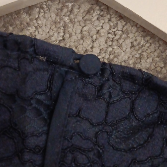 Warehouse Sleeveless Navy Top - Picture 6 of 6